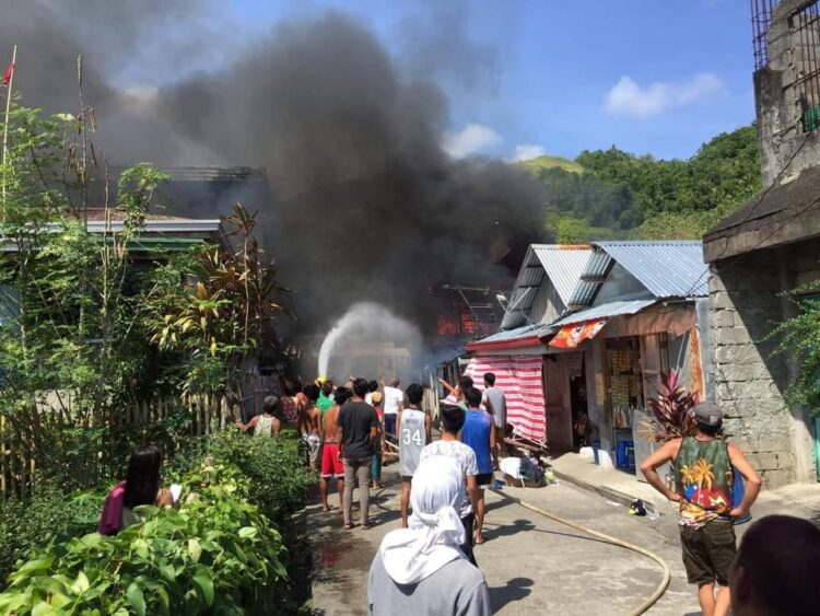 Dalawang bahay sa Santa maria, nasunog