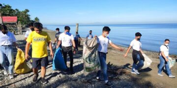 APO Celebrates World Water Day Through Coastal Clean-up