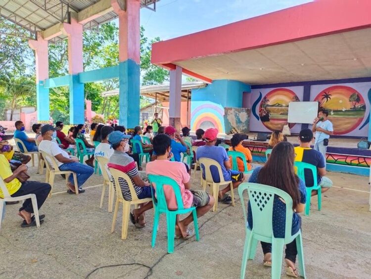DA Mimaropa nagsagawa ng technical briefing kasama ang mga magsasaka ng Mais at Cassava sa Looc