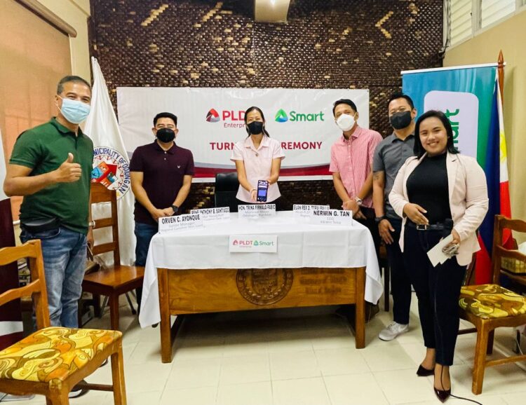 PLDT Enterprise activates BEYOND FIBER connectivity to Odiongan, Romblon