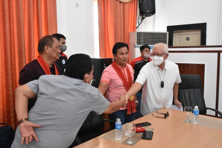 Mga emplyeado ng kapitloyo, bumisita sa Pamahalaang Panlalawigan ng Batangas