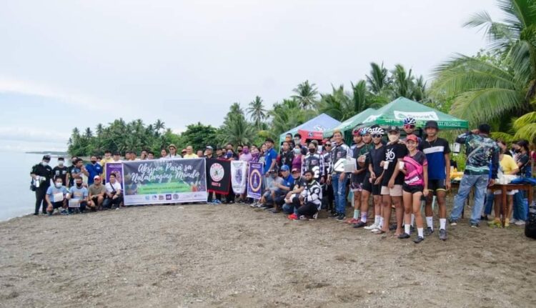 Alpha Phi Omega – Marinduque Leads Coastal Clean-up Activity