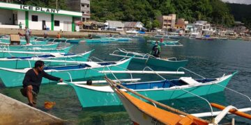 15 bangka, ipinamahagi ng BFAR sa Romblon