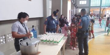 San Agustin PNP, Napolcom nagpakain ng 55 kabataan