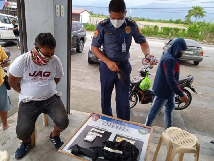 Barbero, tiklo sa drug buy bust operation ng mga otoridad