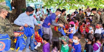 Mga estudyante sa San Jose, benepisyaryo ng school supplies mula sa GMA Kapuso Foundation