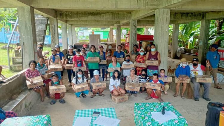 525 residente ng Corcuera, benepisyaryo ng Food-for-Work program ng DSWD