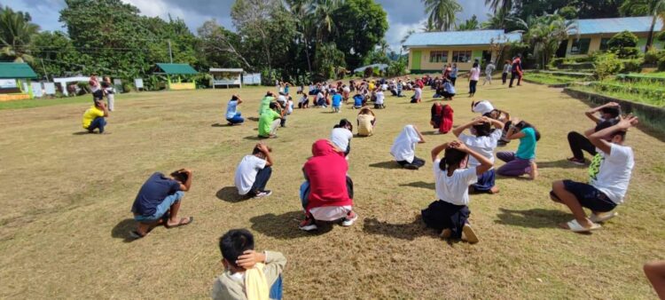 Mga estudyante sa Crispin Grimares Elem. School sa Looc, nakiisa sa 3rd Quarter NSED