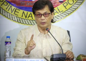 DILG chief warns vs. poser’s solicitation