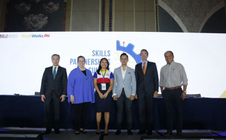 BDO starts mentorship of out-of-school youth in cloud services