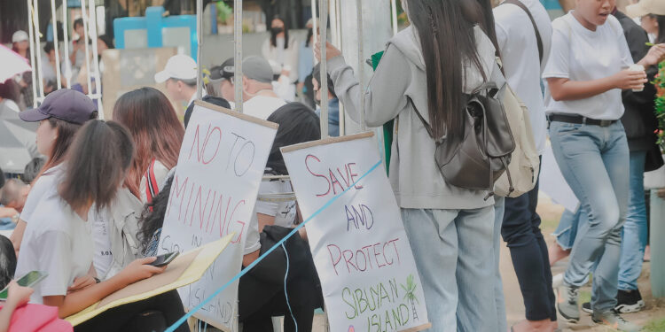 ‘Kulamin Sila’: Photos of Anti-mining rally in Odiongan