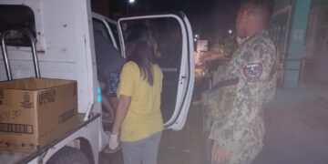 Ginang, napaanak sa loob ng police mobile sa San Fernando