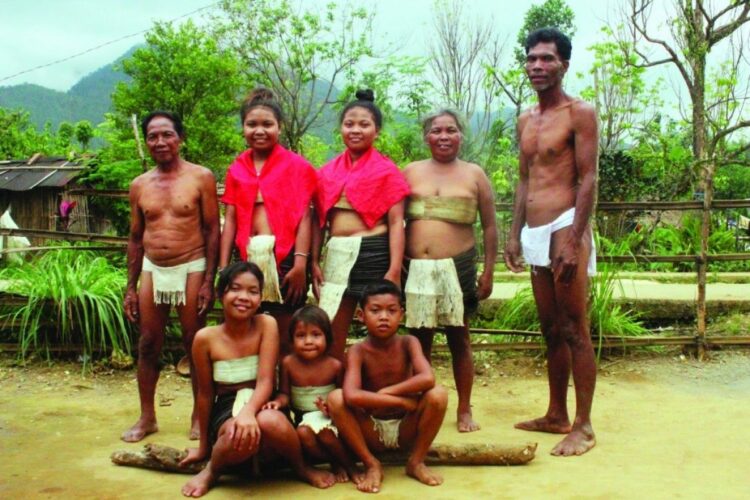 Alangan Mangyans, IPs of the island provinces of Mindoro