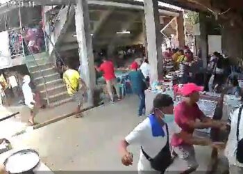 Mga nanood ng sabong, nagtakbuhan dahil sa putok ng baril