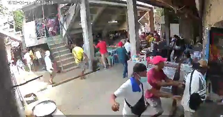 Mga nanood ng sabong, nagtakbuhan dahil sa putok ng baril