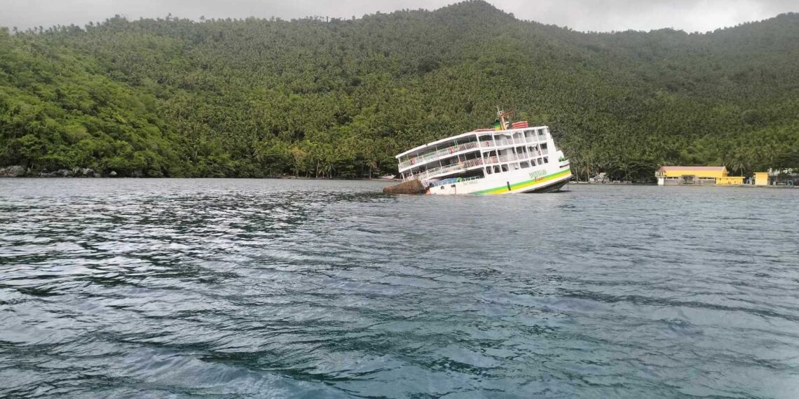 LGU and PCG address potential oil spill from MV Maria Helena
