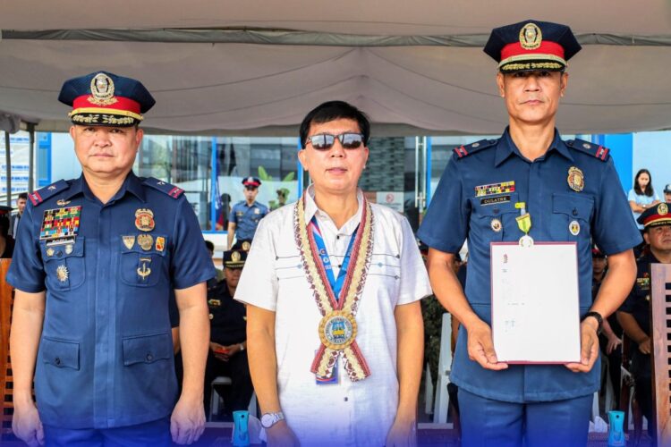PIA-4B OIC leads turn over of logistics to police officers of PNP Mimaropa