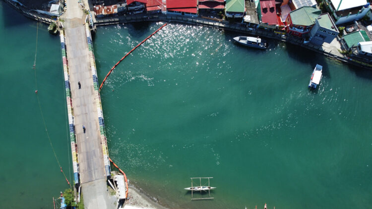 Pola and Pinamalayan fail water quality test results, groups question lifting of fishing ban