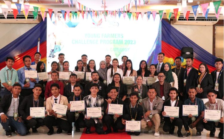 7 Romblomanon gets DA MIMAROPA’s Young Farmers Challenge Program 2023 Start-up Awards