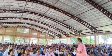 Hog raisers na naapektuhan ng ASF sa Sibuyan, tumanggap ng ayuda