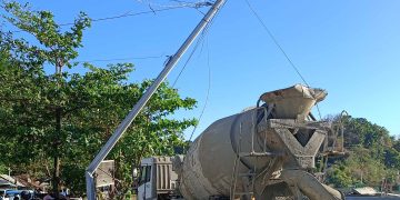 Brownout sa buong Santa Fe, naranasan dahil sa sumalpok na mixer sa poste ng TIELCO