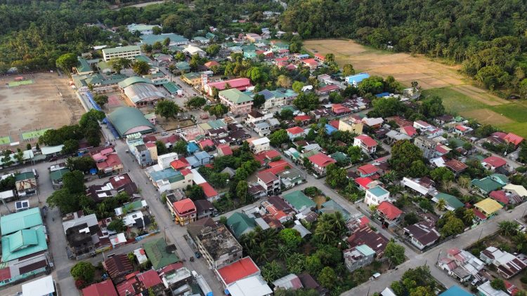 Provincial Athletic Meet boost Cajidiocan economy