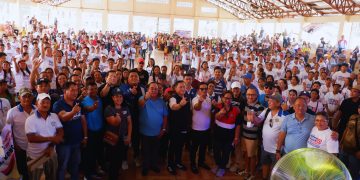 Bong Go namahagi ng tulong sa 500 displaced workers sa Cajidiocan