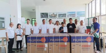 BFAR-SAAD awards chest freezers to fisherfolk in Calatrava