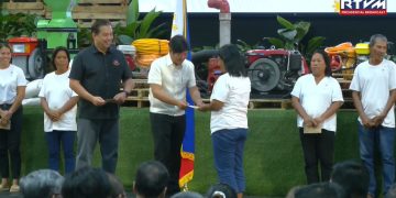 Nearly PhP1-B Presidential aid given to El Niño-hit farmers in Palawan, Marinduque