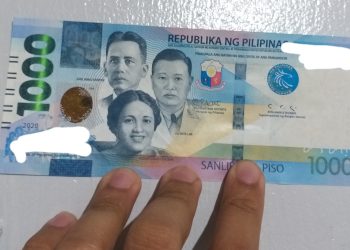 2 Babae, huli sa pagkakalat ng pekeng pera