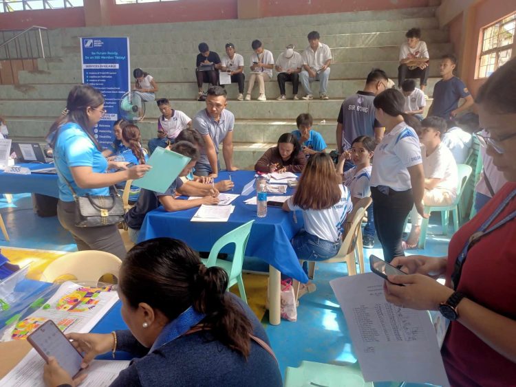 300 jobseekers joins TESDA ‘world cafe of opportunities’