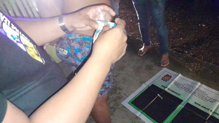 Lalaking nagtutulak umano ng droga, arestado sa Puerto Galera