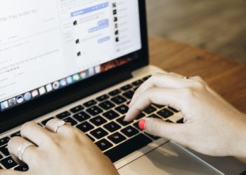 Fake news pages emerge on Facebook as filing of candidacies nears