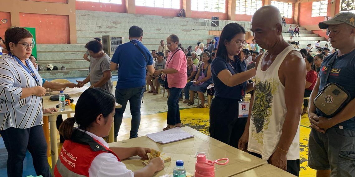 DSWD namahagi ng ayuda sa 400 Odionganon at Loocnon