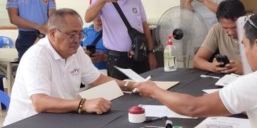 Romblon VG Arming Gutierrez files COC for re-election with Team Botika