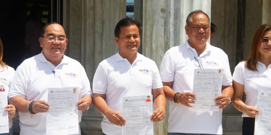 Governor Otik Riano files COC for reelection