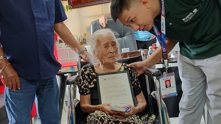 P100K, ipinagkaloob sa Centenarian na si Lola Socorro Riano ng Magdiwang