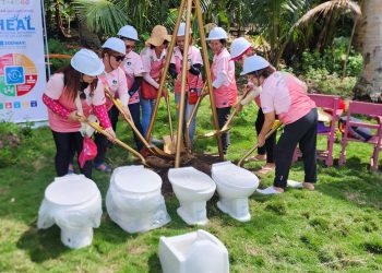 RSU, NGOs collaborate to install communal toilets in remote Romblon Sitios