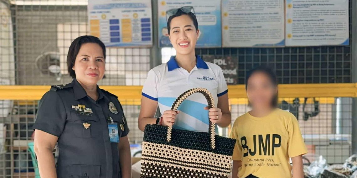 Odiongan Mayor urges public to support PDL-made handicrafts this Christmas