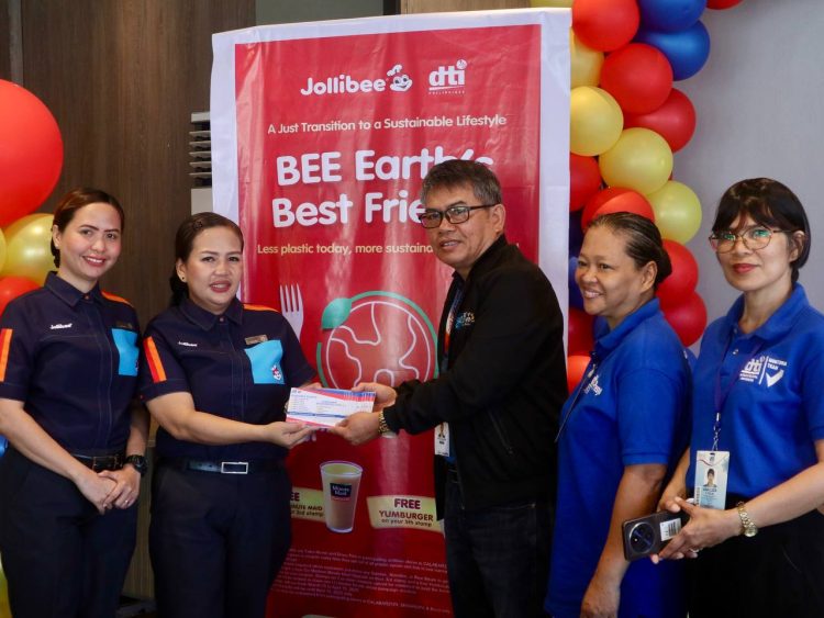 DTI Romblon at Jollibee, nagsama para sa “BEE Earth’s Best Friend” campaign