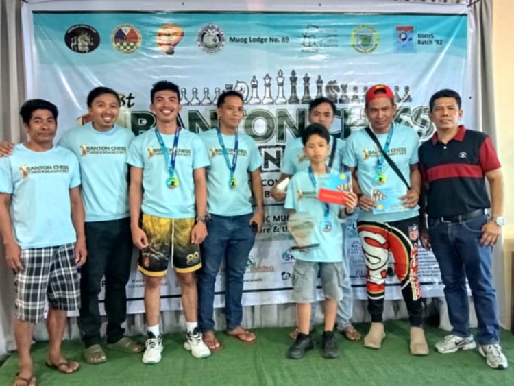 1st ever open chess tourney sa Banton, naging matagumpay