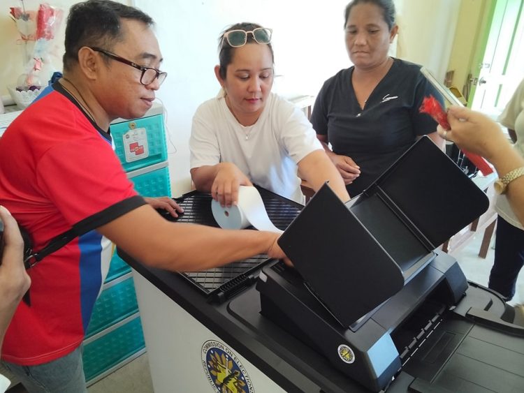COMELEC, nagsagawa ng final testing and sealing ng mga VCMs sa Romblon