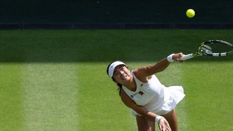 Alex Eala nagpakitang gilas sa Wimbledon Tennis Tournament