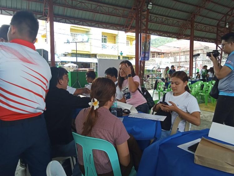 TESDA nag-organisa ng job fair para sa job seekers sa Romblon