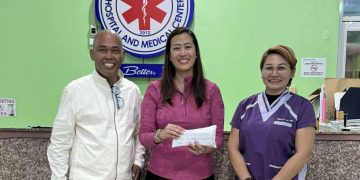 Prov’l Gov’t ng Romblon, tumanggap ng P200,000 donasyon para sa mga nasalanta ng Bagyong Opong