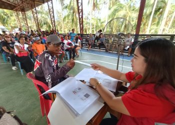 Residente ng Cajidiocan, nakatanggap ng cash assistance mula DSWD matapos ang pananalasa ni ‘Opong’