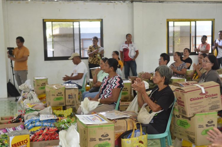 DTI naghatid ng P345K na tulong sa mga negosyante sa Sibale Island