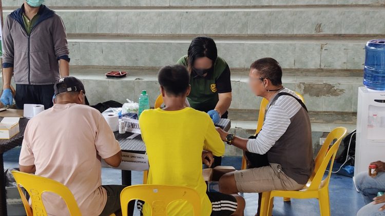 Mga tsuper sa Odiongan, sinurpresa ng drug test ng PDEA