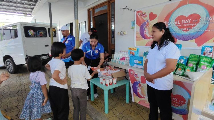PCSO Romblon, naghatid ng tulong sa mga bata at dialysis patients bilang bahagi ng National Day of Charity