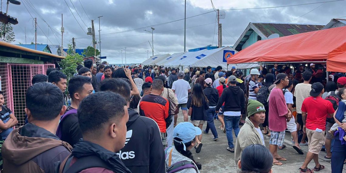 Mga pasahero sa Ambulong Port, dumadaing sa umano’y hindi patas na sistema sa ticketing